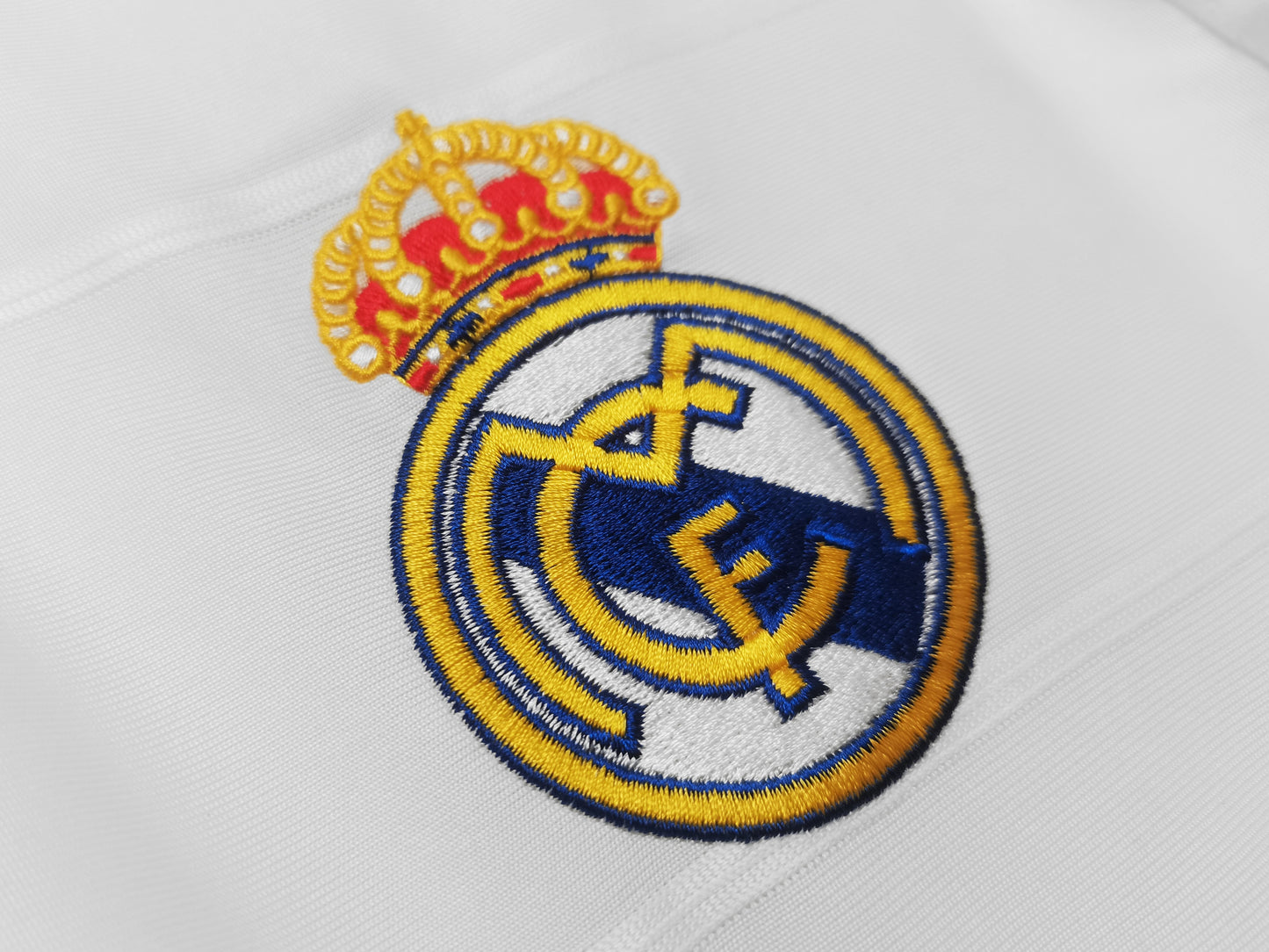 2013/2014 Retro Real Madrid home Football Shirt.