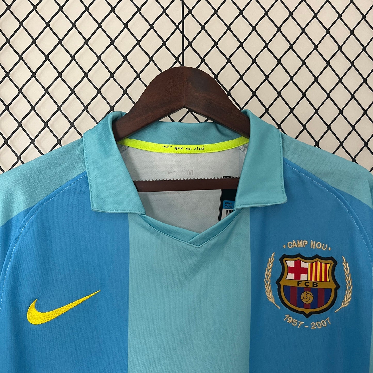 Retro Barcelona 07/08 Away