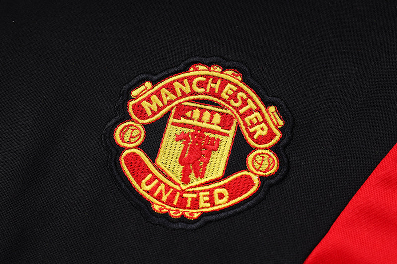 MANCHESTER UNITED  TRACKSUIT RED