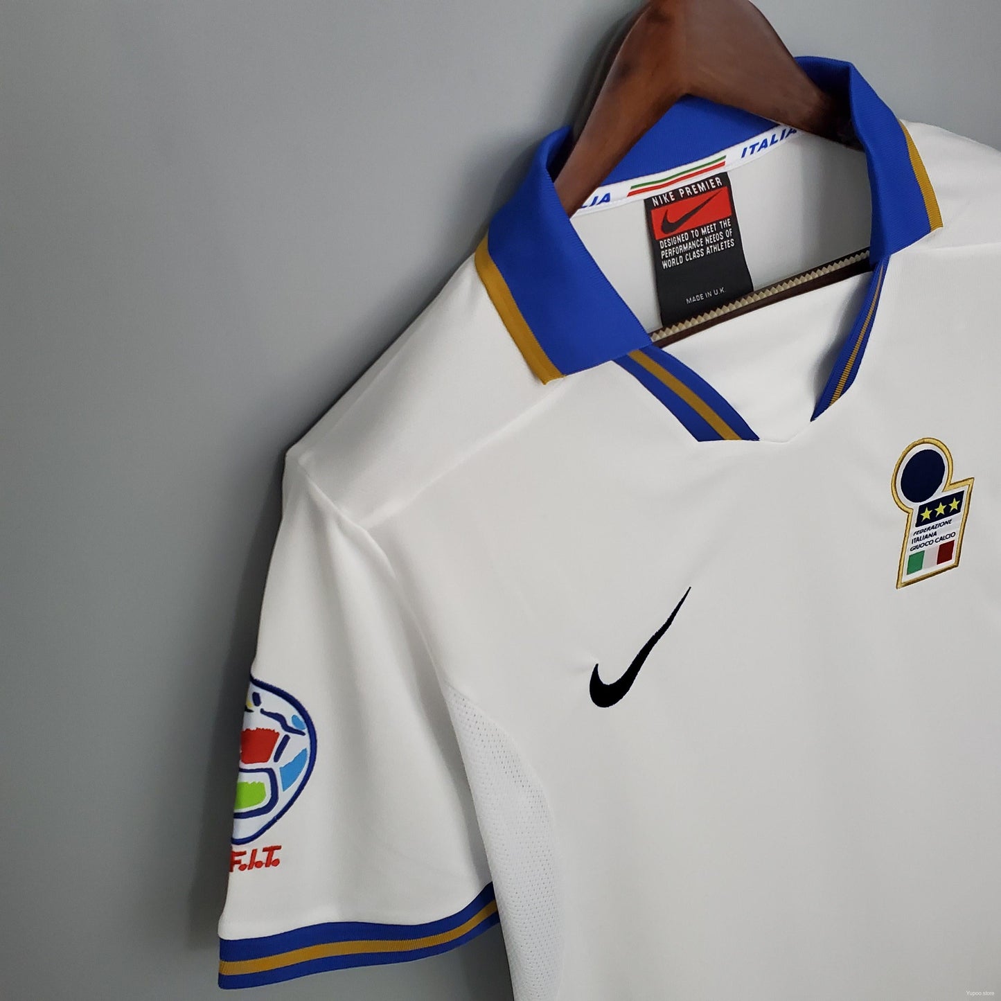 Retro Italy 1996 away Soccer Jersey